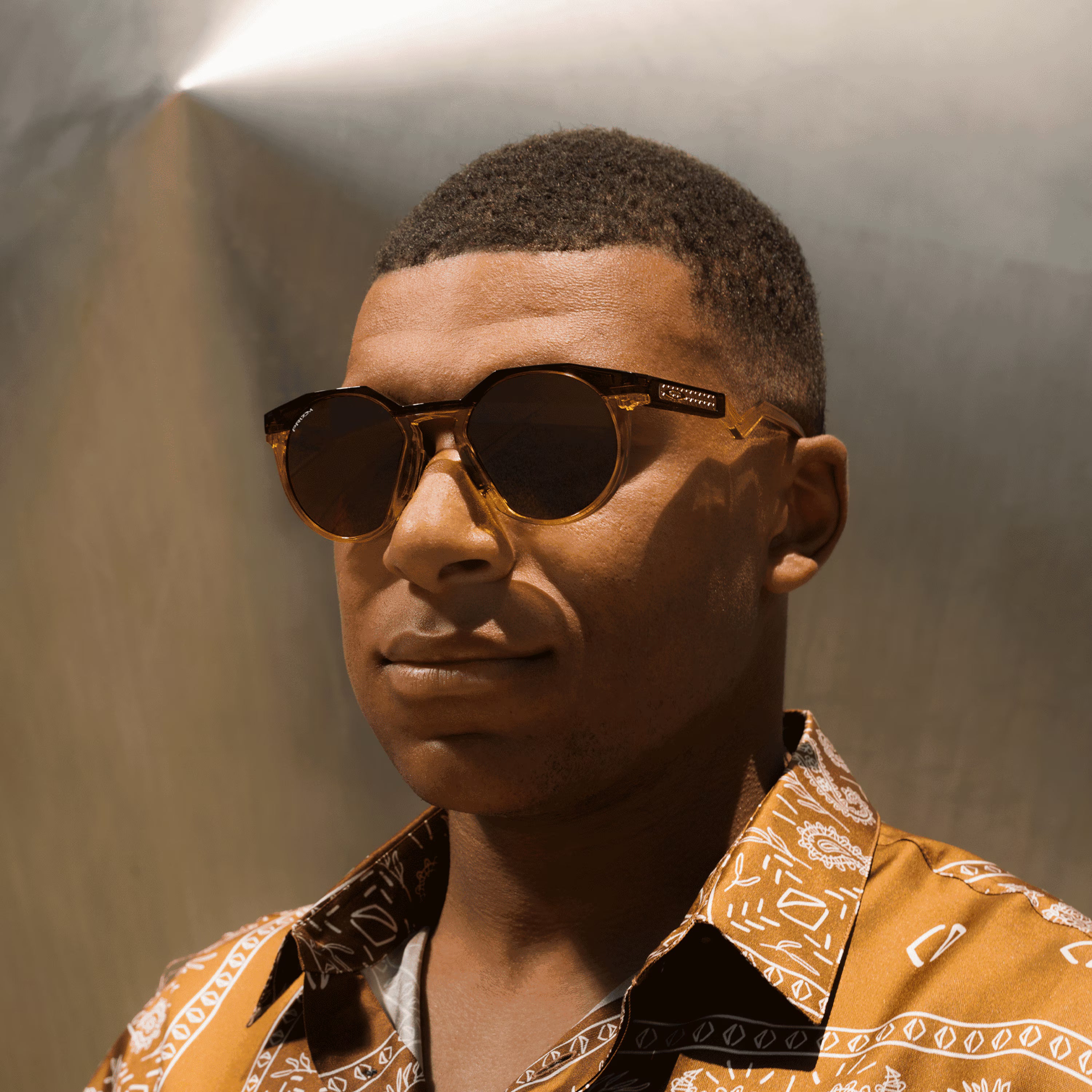 Kylian Mbappé HSTN Dark Amber/Light Curry Frame