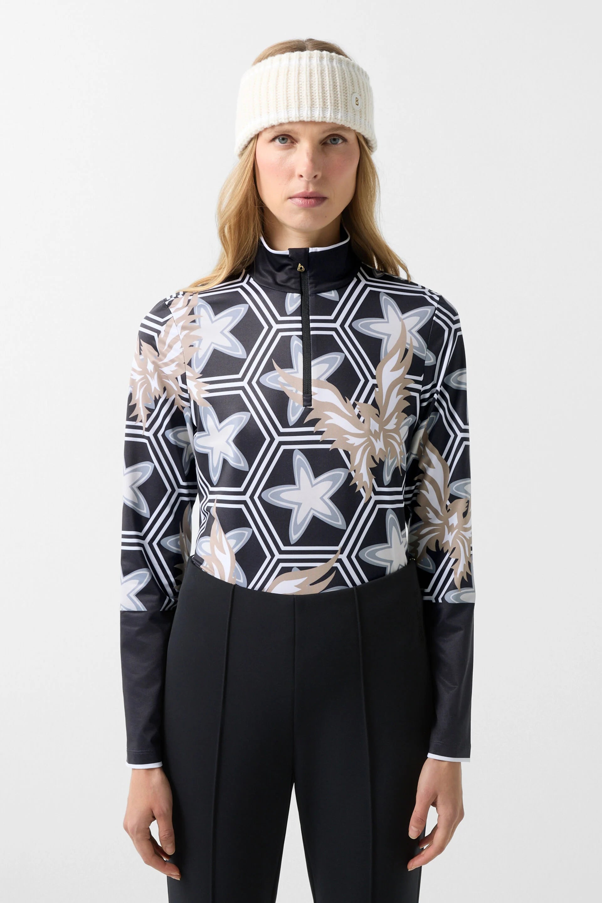 Amira First Layer Wmn