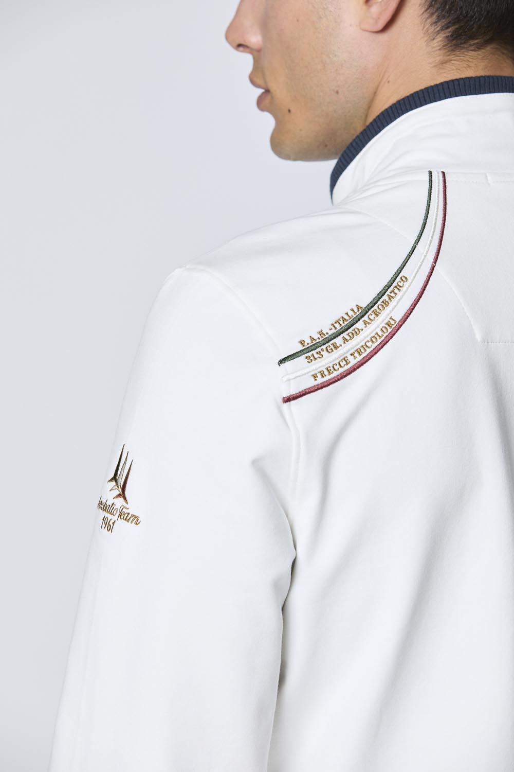 Sweatshirt Tricolor Embroidery M