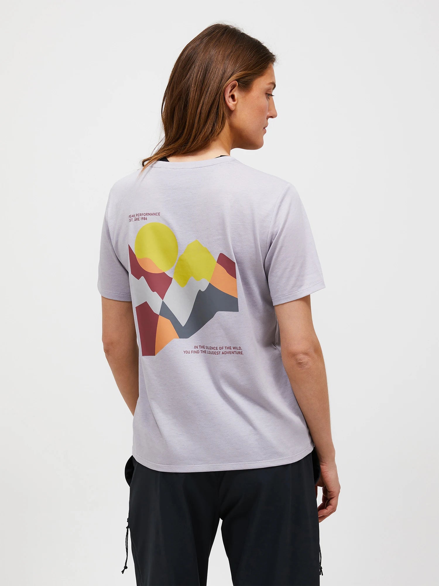 Explore Graphic Tee Wmn