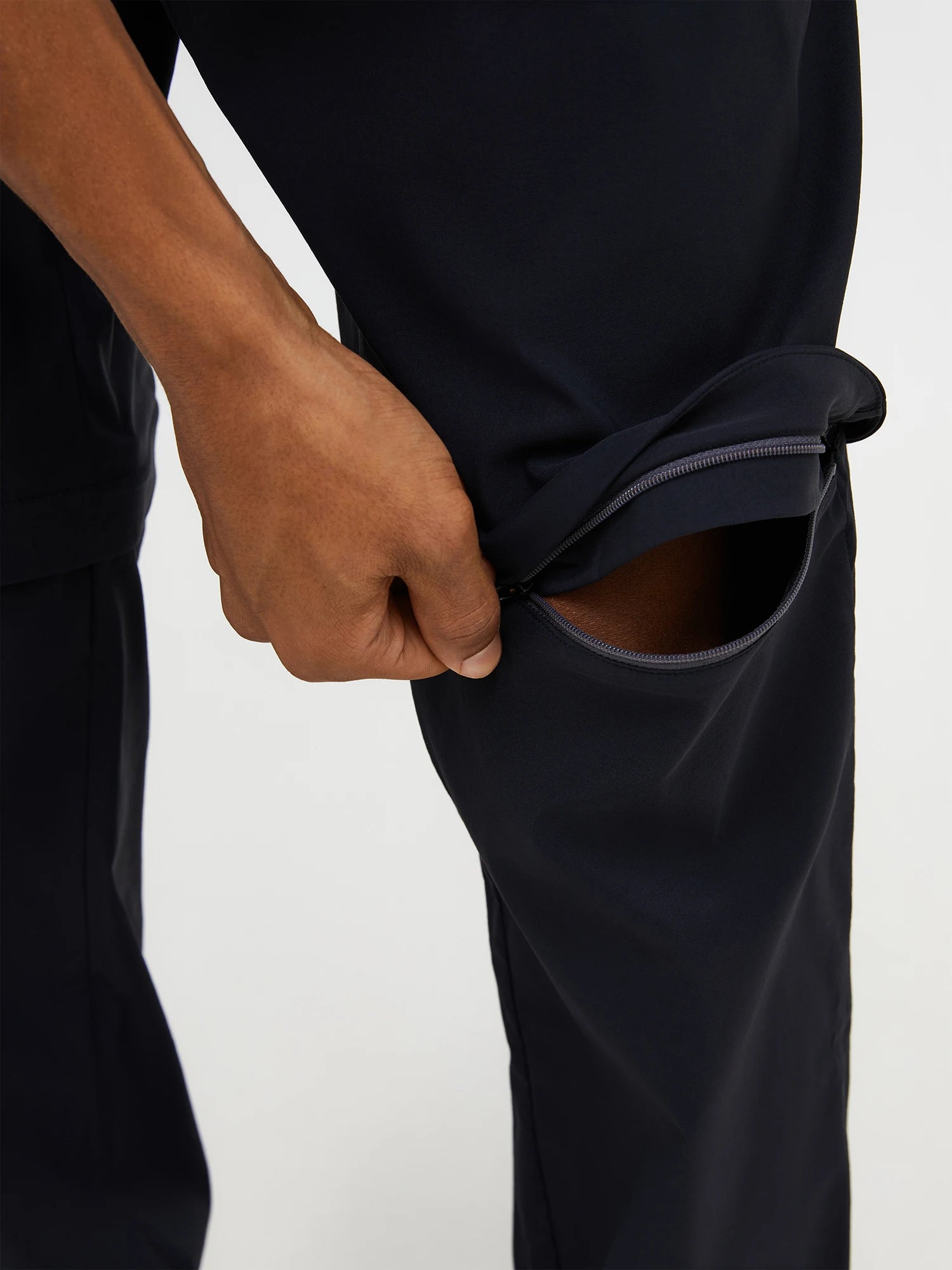 Iconiq Zip-Off Pants Man