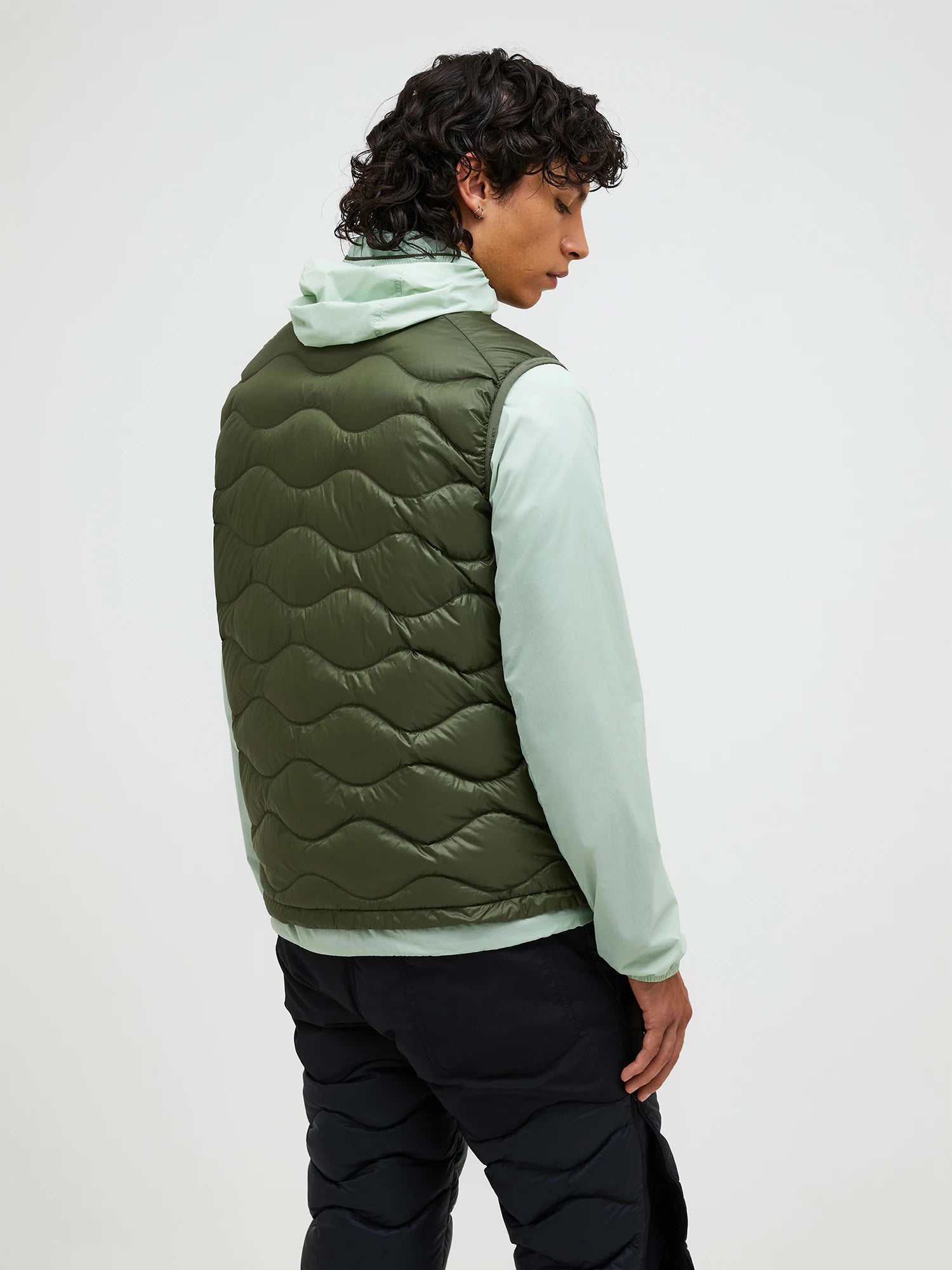 Helium Utility Down Vest Man