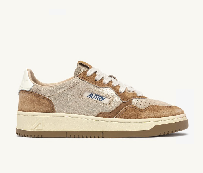 Medalist Low Platinum Suede Beige Sugar Wmn