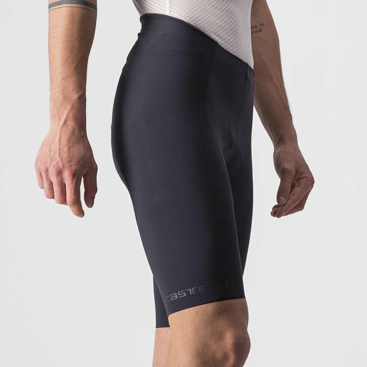 Free Aero RC Short M